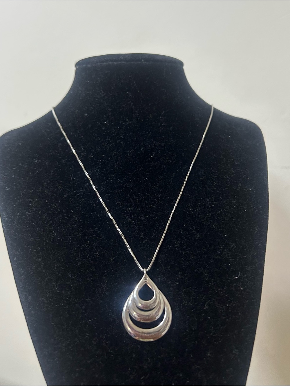 925 Sterling Silver Layered Teardrop Pendant Necklace - Silver